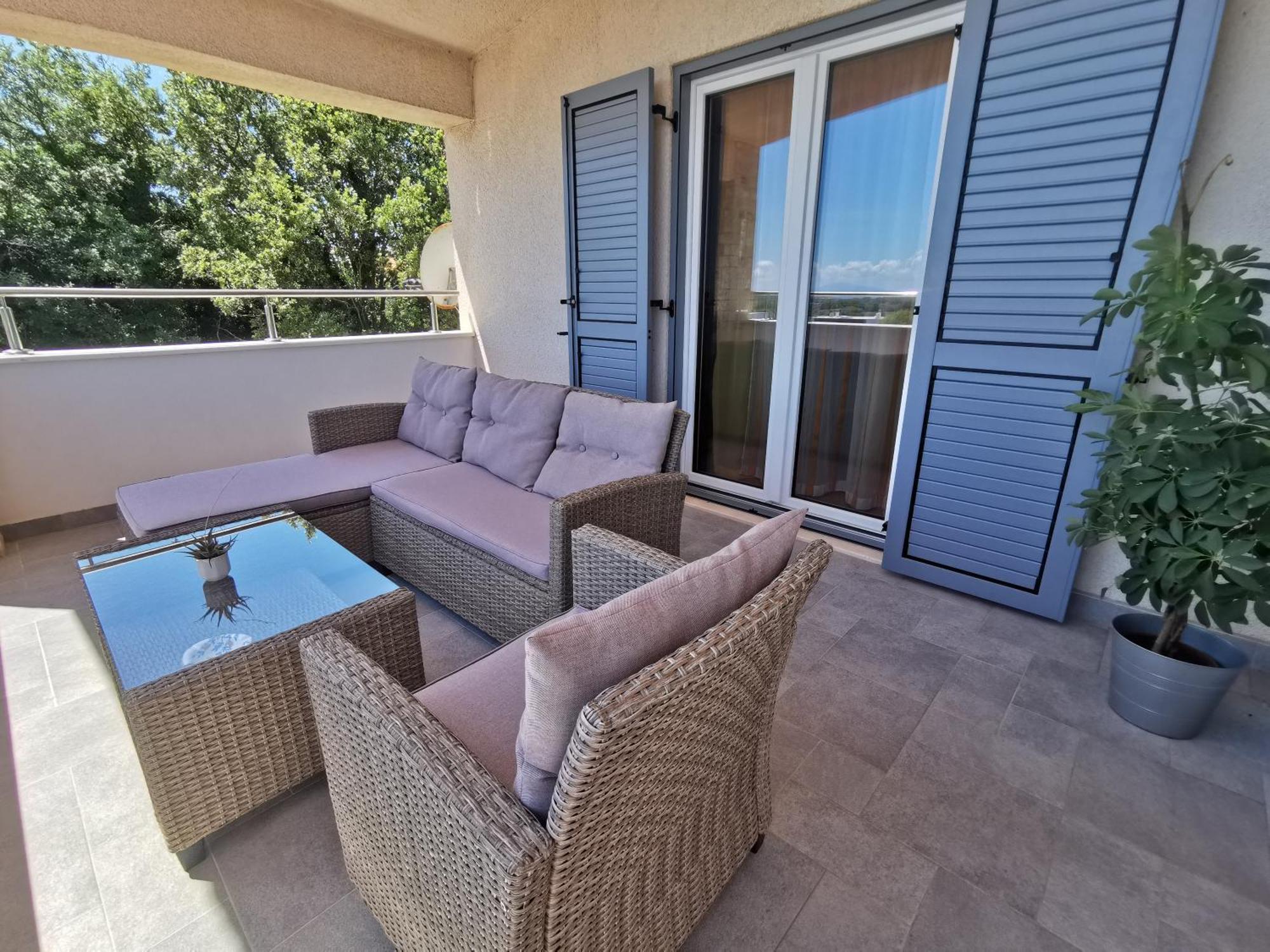 Apartment Kira - Spacious Apartment With Sea View Лижнян Екстер'єр фото